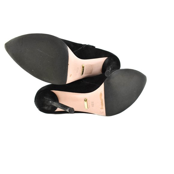 GUCCI: Black, Suede & Patent Leather Ankle Booties - Picture 8 of 9